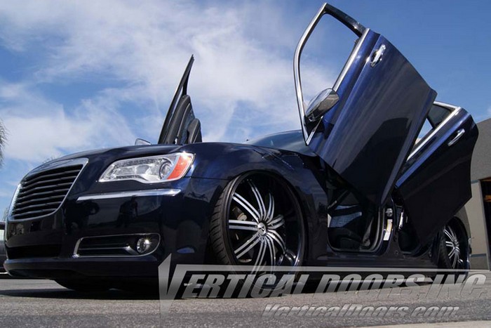 Chrysler 300 2015 Rear Vertical Lambo Doors Vertical Lambo